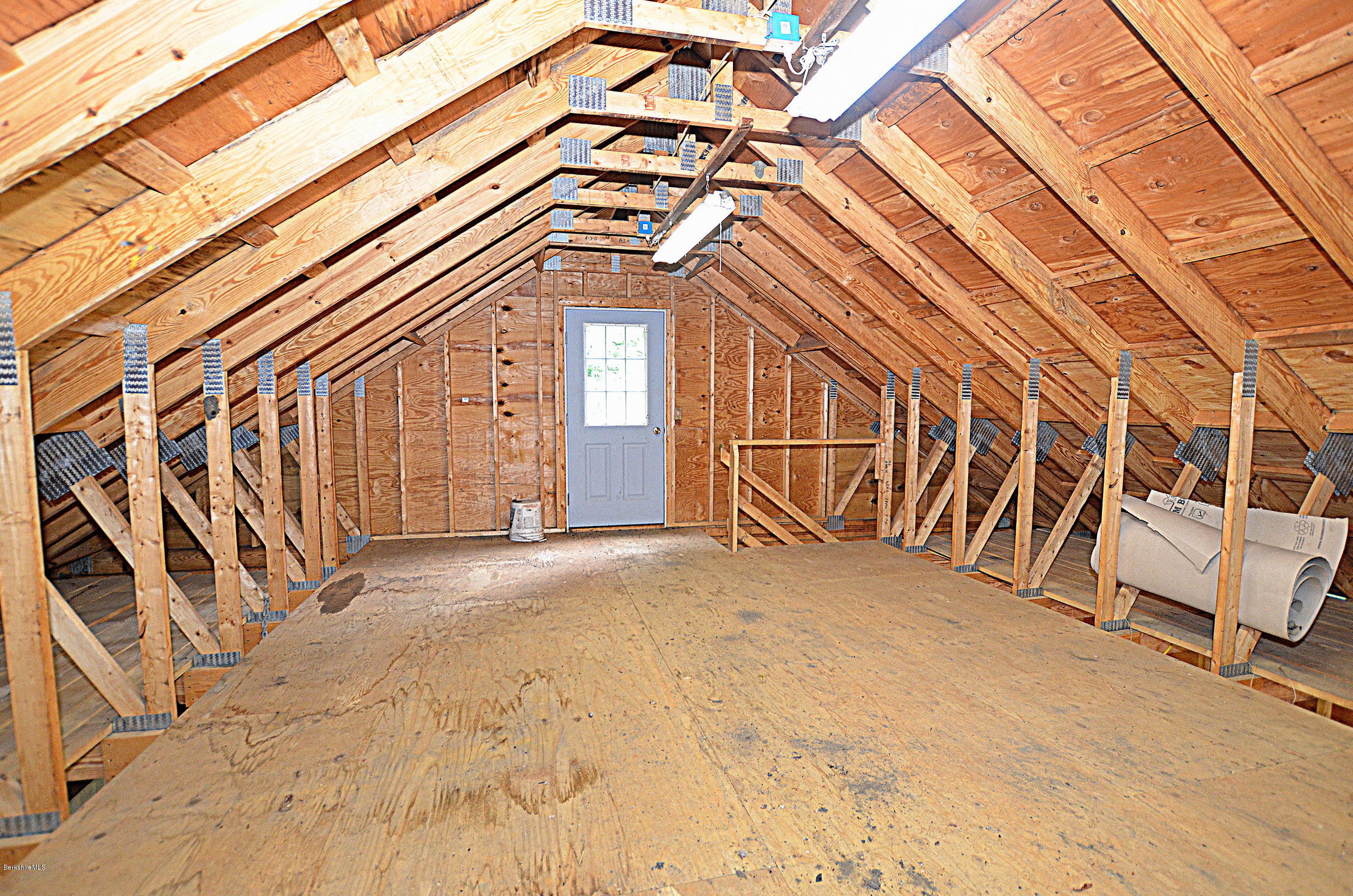 68 Cross Place Road Washington, MA 01223 - Photo 36 of 38 a view of an front door