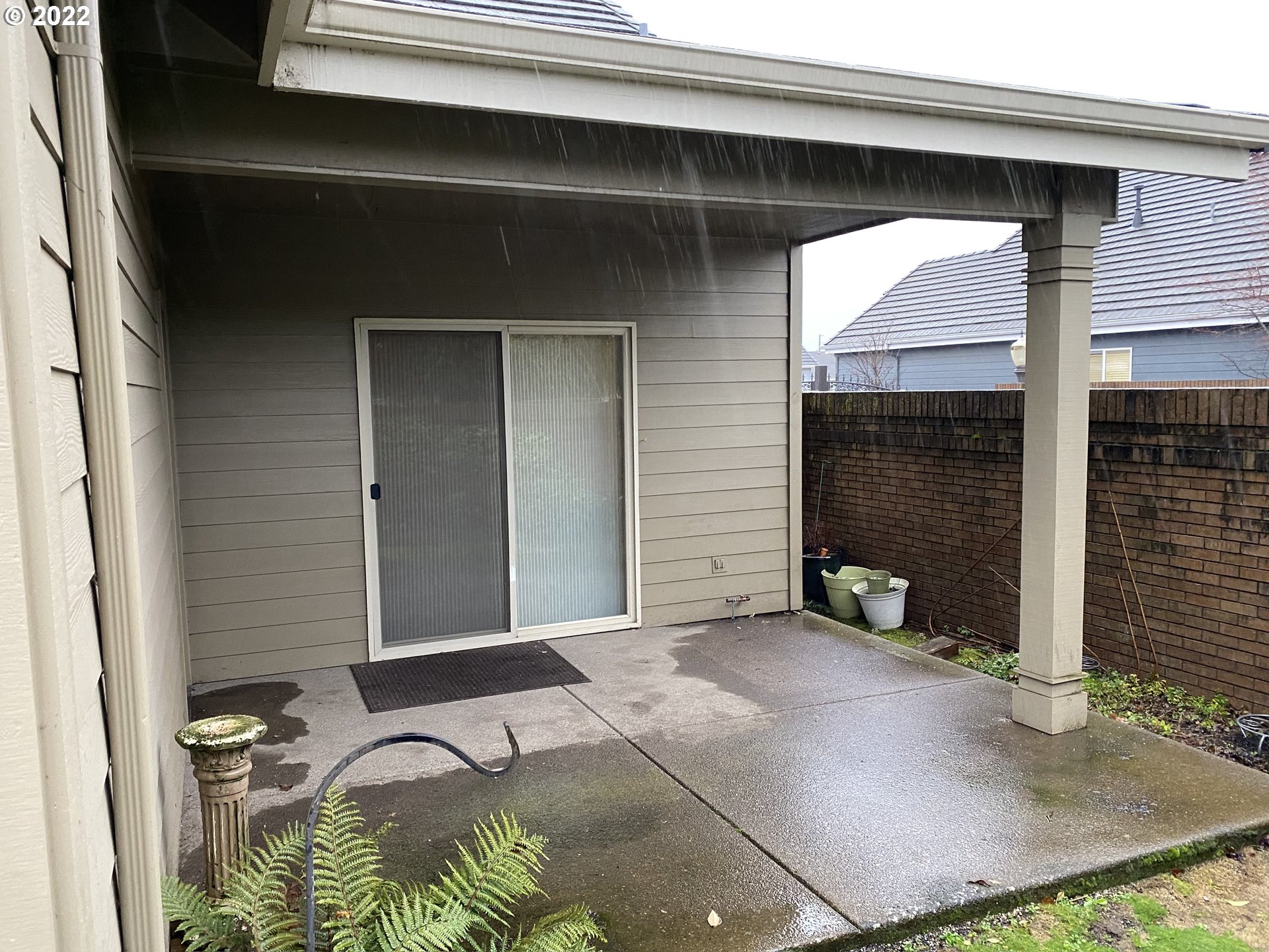 3247 Lake Crest Drive Eugene, OR 97408 - Photo 28 of 31 a view of an entrance of the house