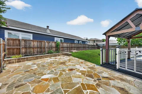$315,000 | 716 River Hill Lane, Fort Worth, TX 76114