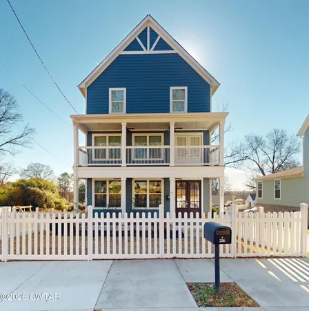$449,900 | 226 Morgan Street, Jackson, TN 38301