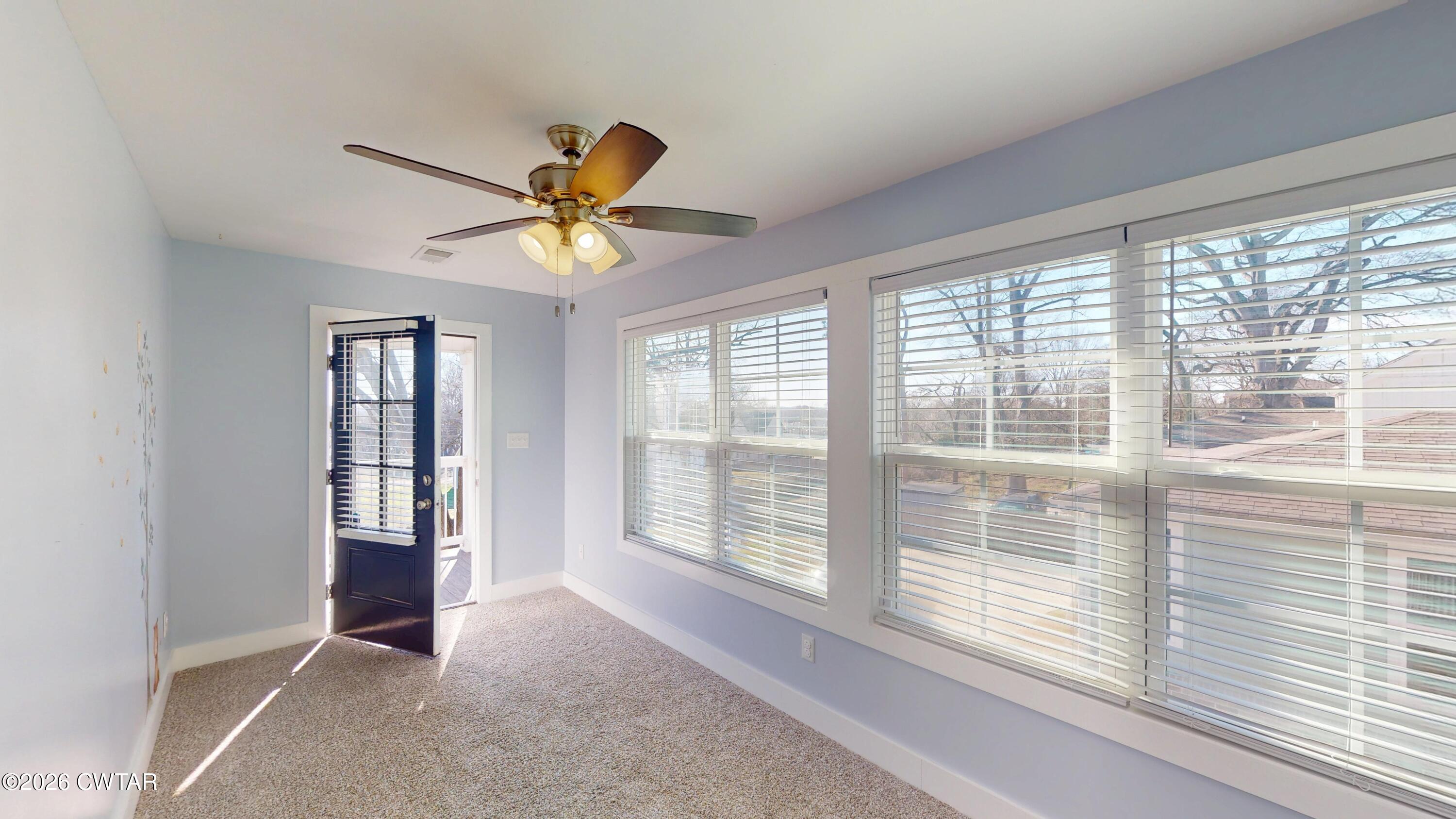 226 Morgan Street Jackson, TN 38301 - Photo 29 of 51 a view of an empty room with a window