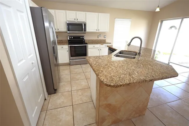 $2,480 | 13654 Waterhouse Way, Orlando, FL 32828