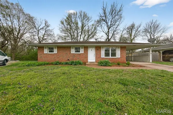 $150,000 | 109 Village Drive, Collinsville, IL 62234