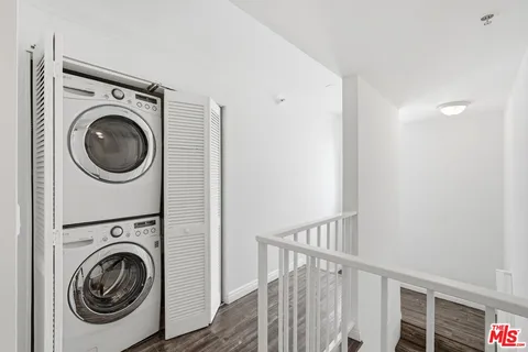 $619,888 | 345 West Acacia Avenue, Unit 16, Glendale, CA 91204