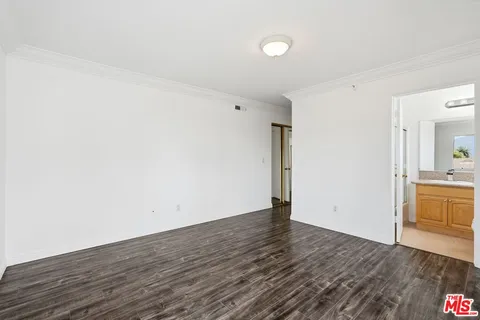 $619,888 | 345 West Acacia Avenue, Unit 16, Glendale, CA 91204