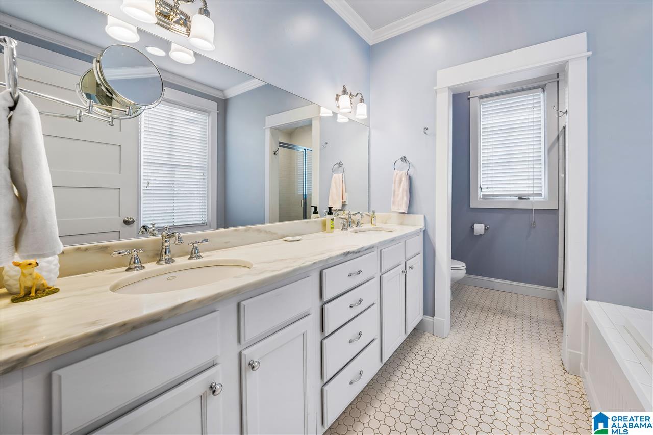 1086 Columbiana Road Birmingham, AL 35209 - Photo 22 of 31