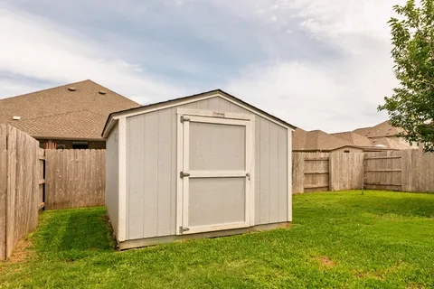 $399,900 | 2701 Auburn Chestnut Lane, Pflugerville, TX 78660