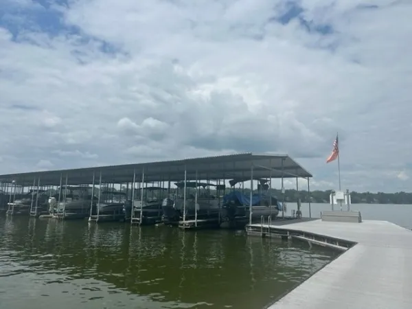 $2,500 | 231 Green Harbor Road, Unit 81, Old Hickory, TN 37138