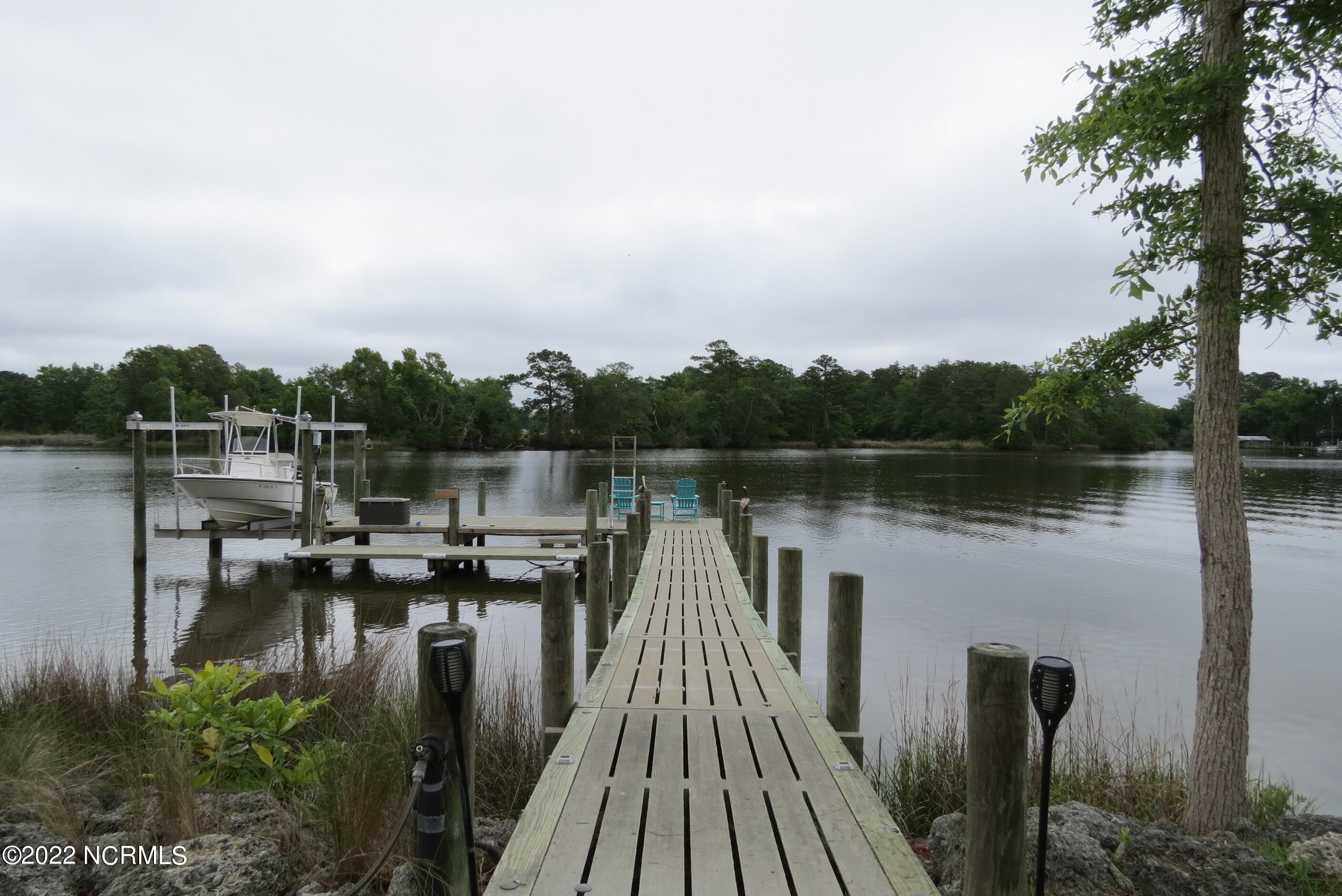49 Spinnaker Point Road South Oriental, NC 28571 - Photo 22 of 94 IMG_5668