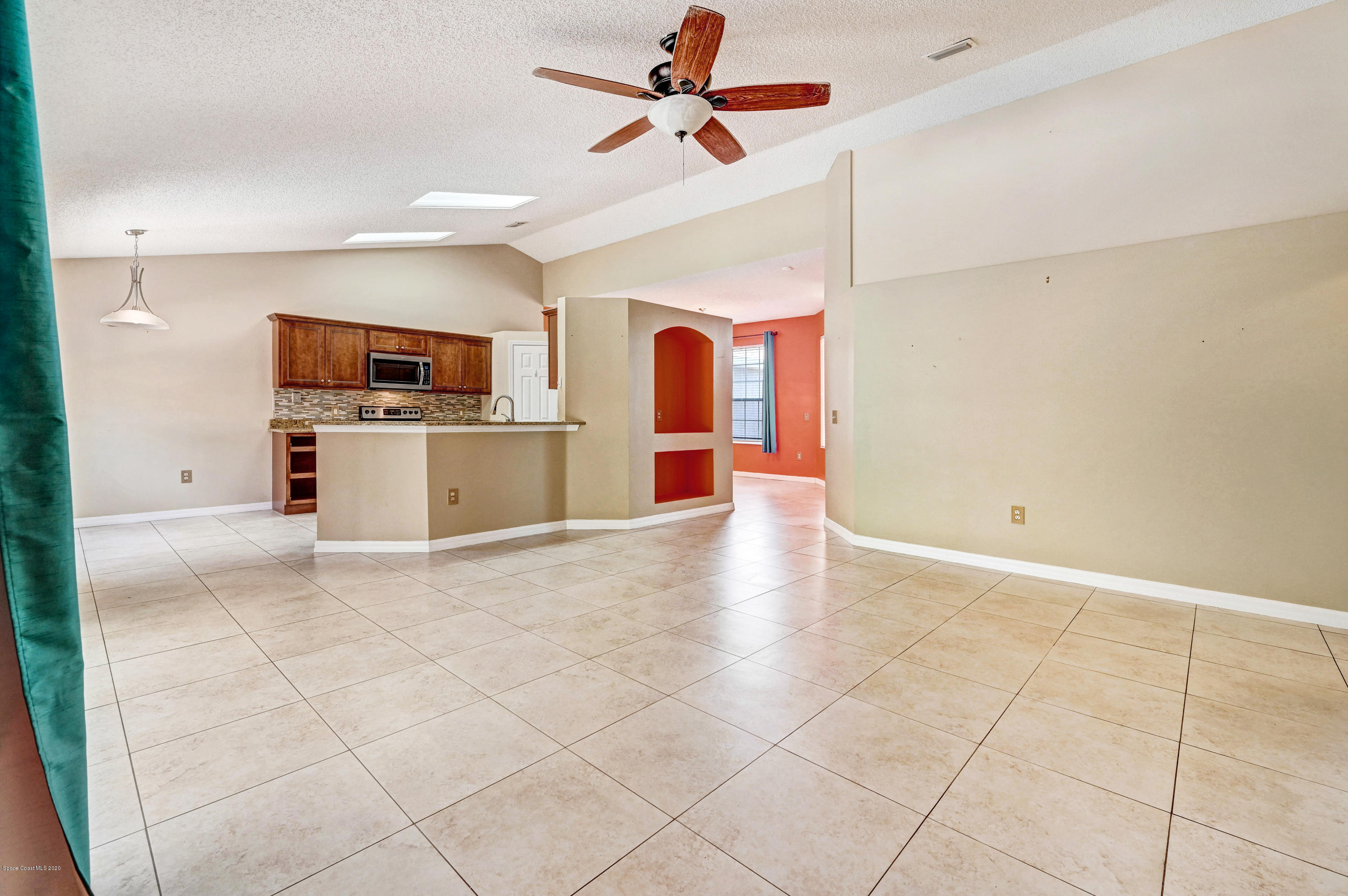 1513 Reed Street Northwest Palm Bay, FL 32907 - Photo 7 of 25 Great Room - view 2