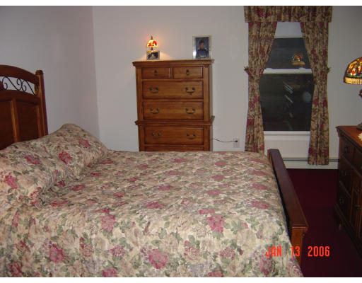 4 Bernards Way Rochester, MA 02770 - Photo 8 of 12