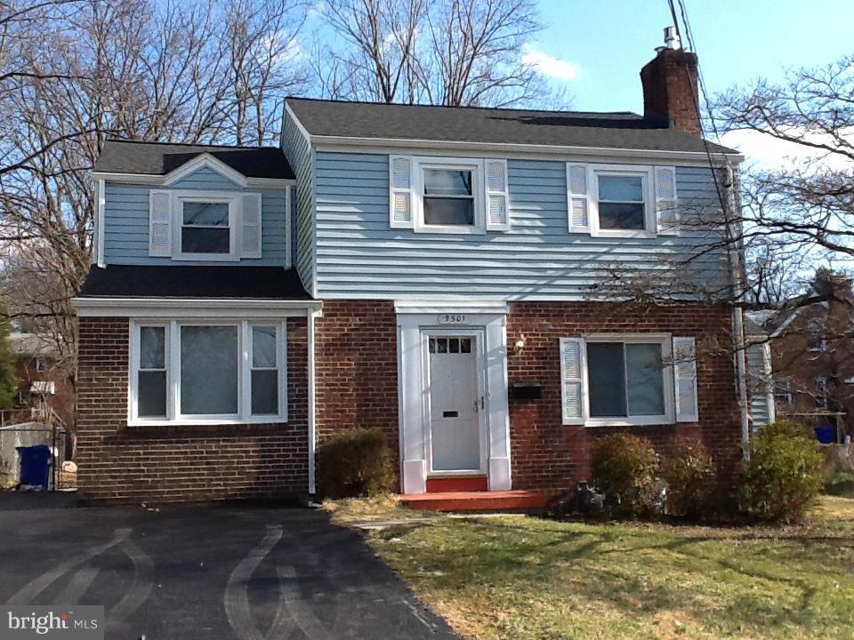 9501 Warren Street Silver Spring, MD 20910 - Photo 1 of 30 Exterior (Front)