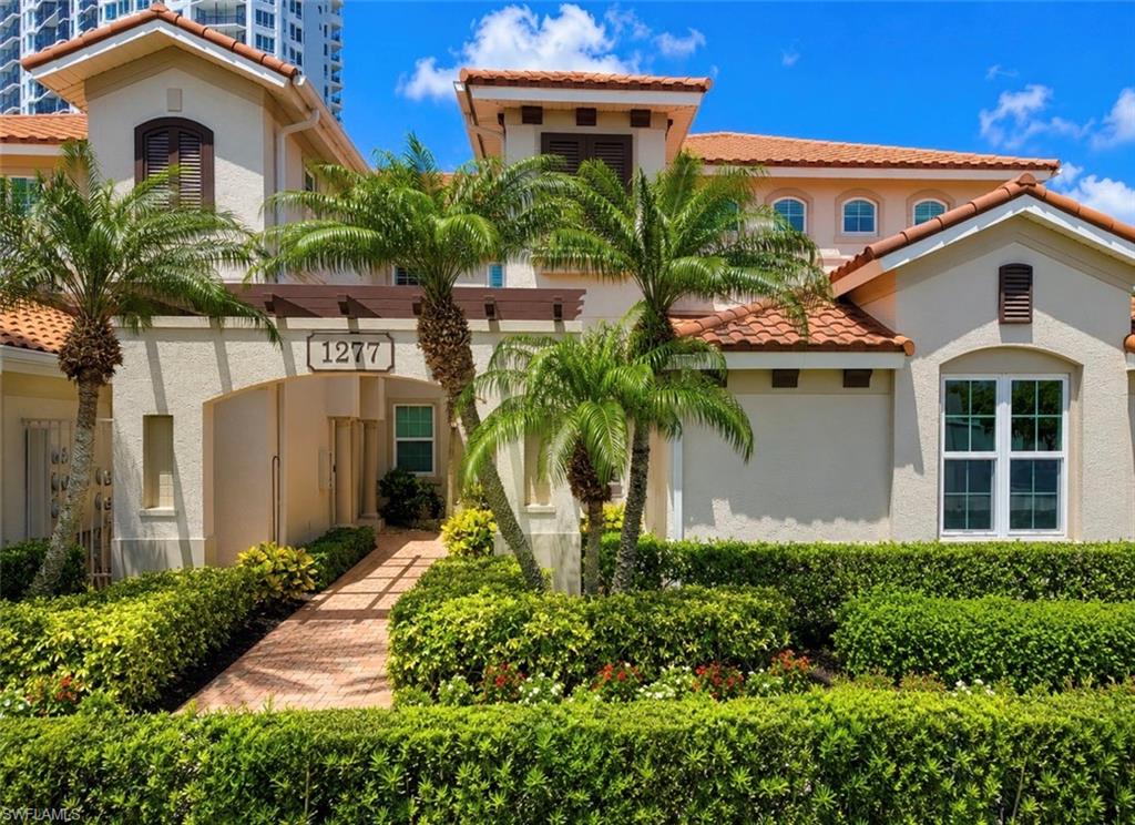 1277 Rialto Way, Unit 102 Naples, FL 34114 - Photo 3 of 34
