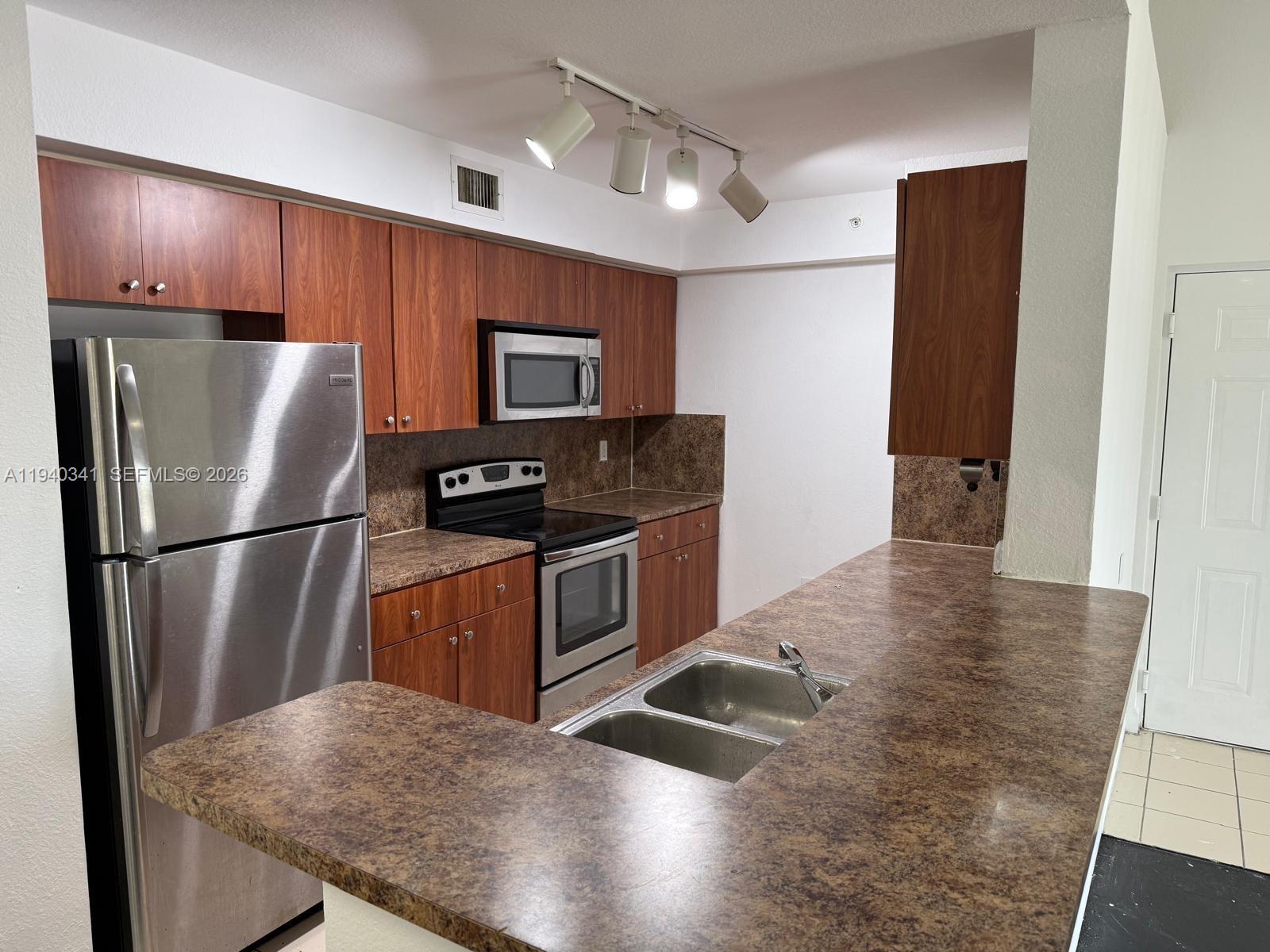 15460 Southwest 284th Street, Unit 4301 Homestead, FL 33033 - Photo 11 of 27