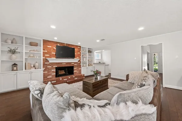 $680,000 | 12559 Westerley Lane, Houston, TX 77077