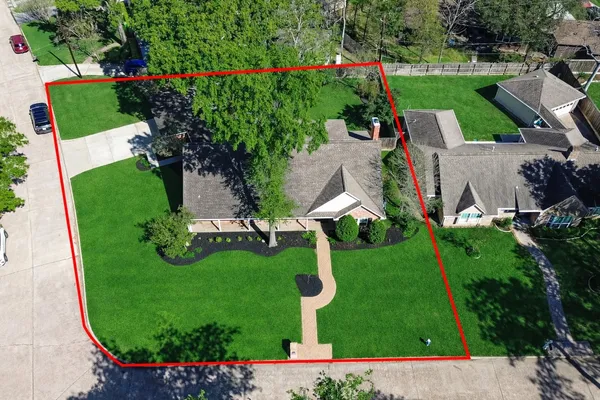 $680,000 | 12559 Westerley Lane, Houston, TX 77077