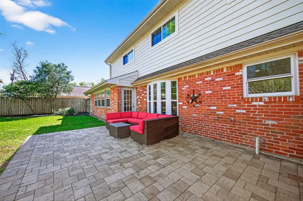 $680,000 | 12559 Westerley Lane, Houston, TX 77077