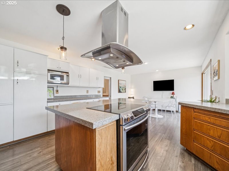 1700 Northwest Saltzman Road Portland, OR 97229 - Photo 15 of 48