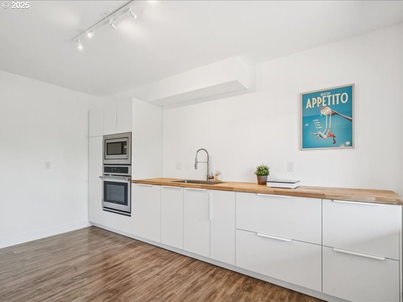 1700 Northwest Saltzman Road Portland, OR 97229 - Photo 31 of 48