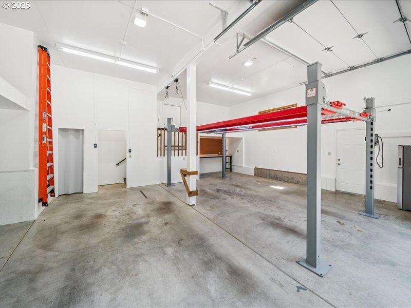 1700 Northwest Saltzman Road Portland, OR 97229 - Photo 44 of 48