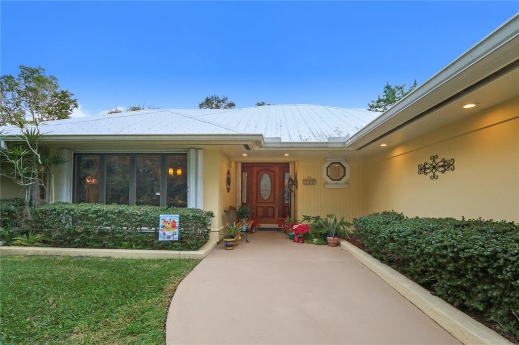 10 Ridgeview Road North Stuart, FL 34996 - Photo 3 of 23 Gallery Image 3