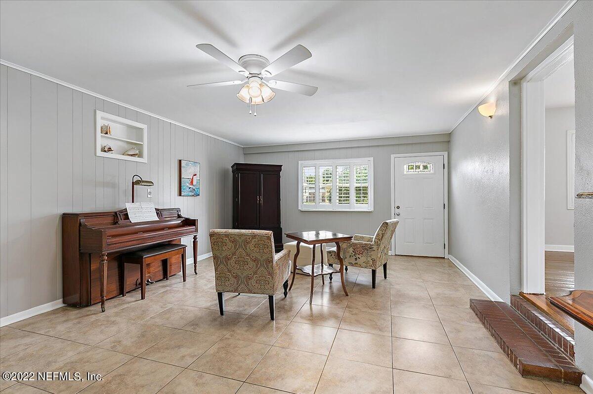 6136 Duke Road Jacksonville, FL 32217 - Photo 11 of 23 a dining room with furniture and window