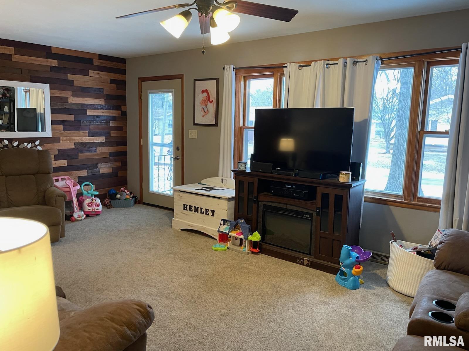 1106 Ruth Place Pawnee, IL 62558 - Photo 3 of 22 Gallery Image 3