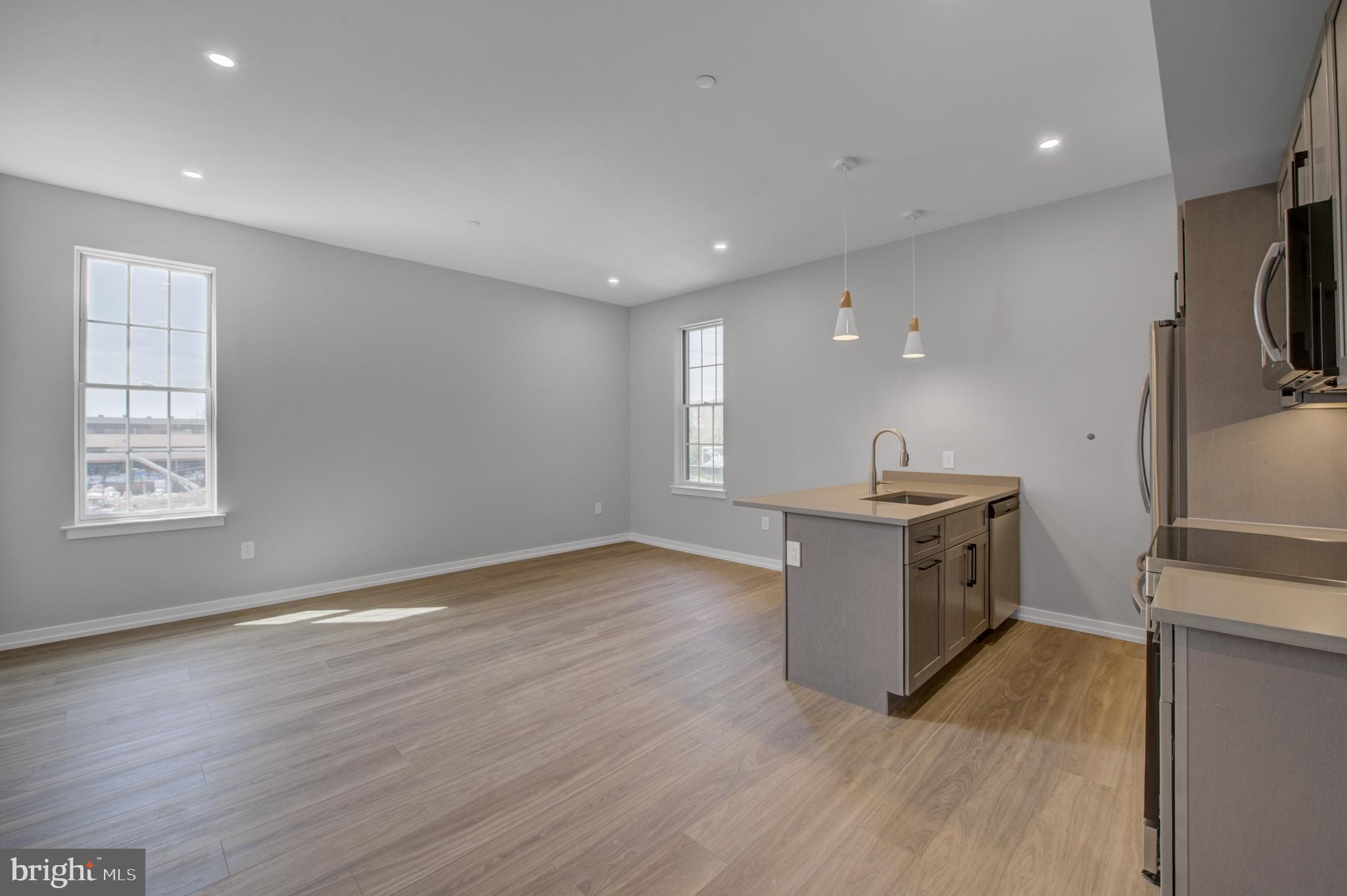 2445 Innovator Way, Unit 3E Philadelphia, PA 19146 - Photo 2 of 16