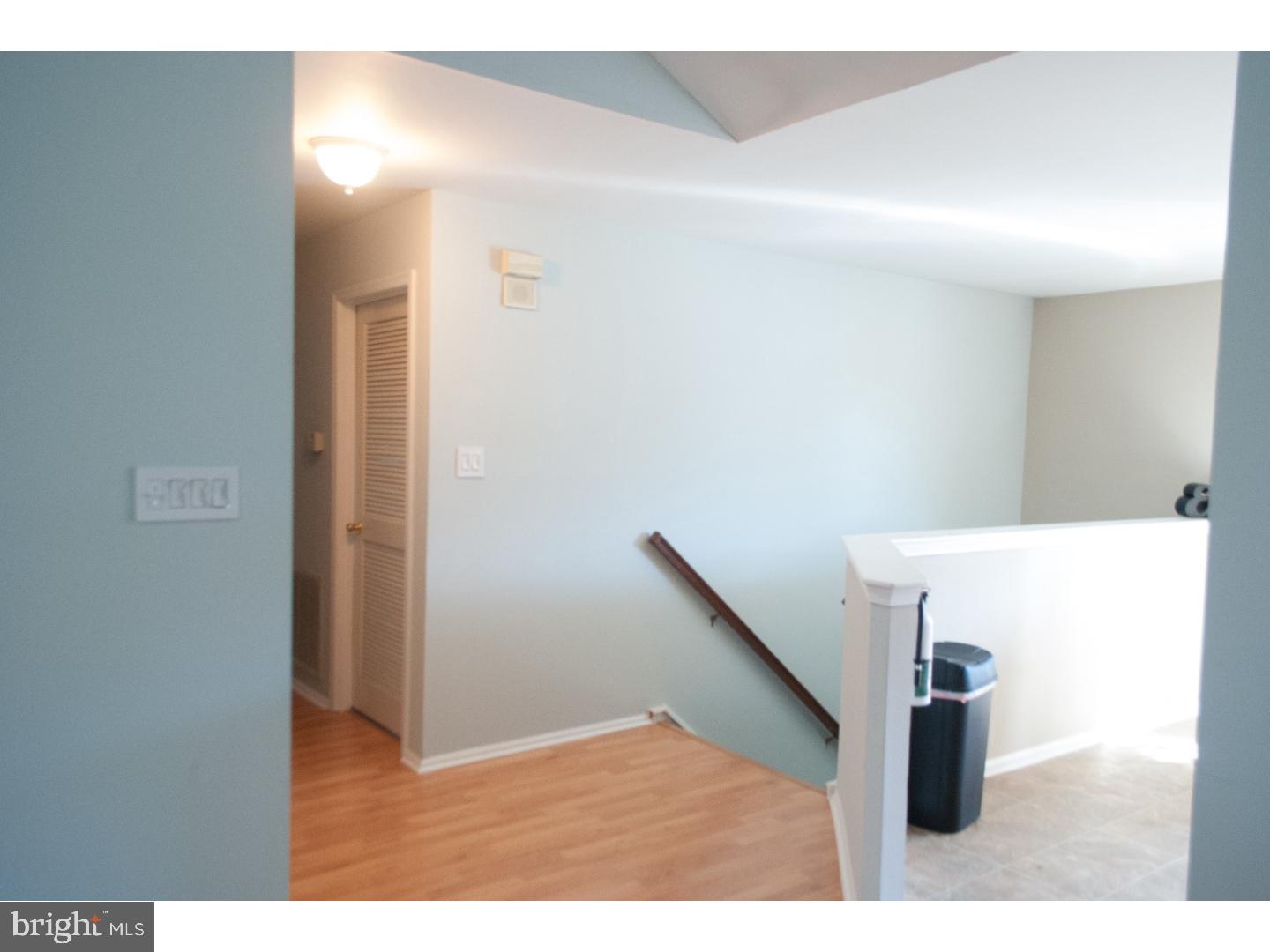 3904 B Chadbury Road Mount Laurel, NJ 08054 - Photo 7 of 23 Hallway