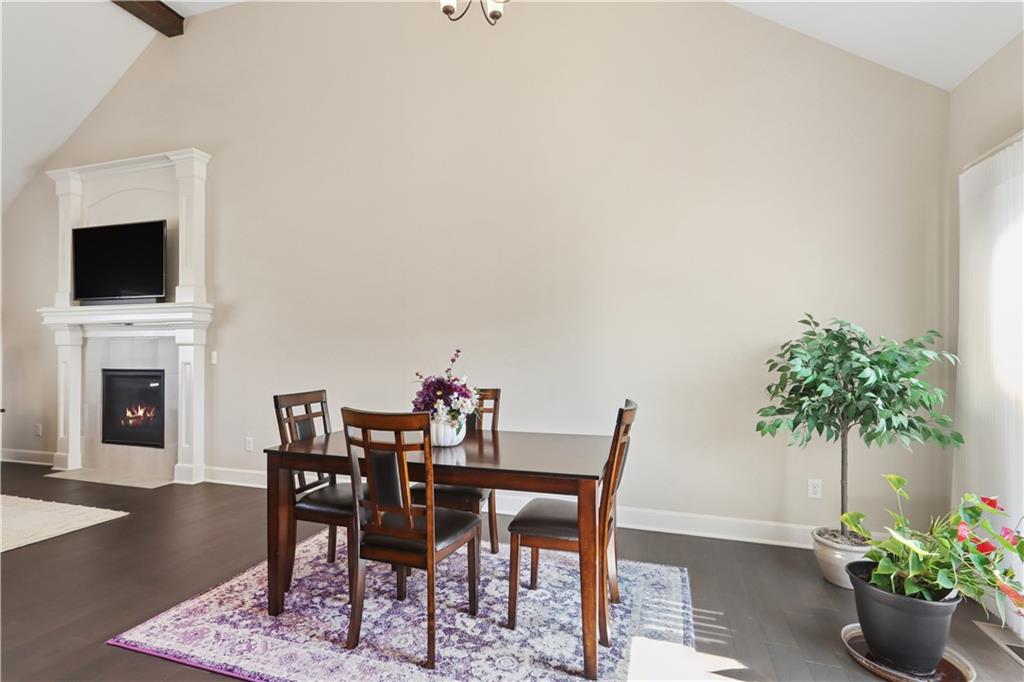 805 Cedar Ridge Drive Raymore, MO 64083 - Photo 10 of 25 Gallery Image 10