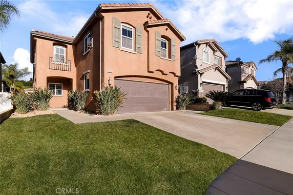 $775,000 | 19911 Holly Drive, Saugus, CA 91350