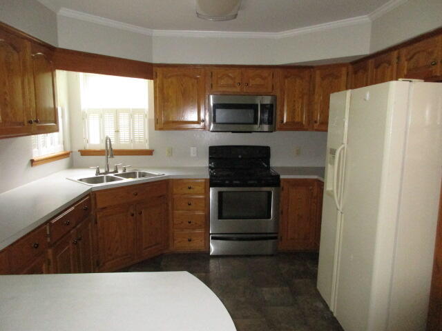 300 Radio Road St. George, SC 29477 - Photo 3 of 13 kitchen