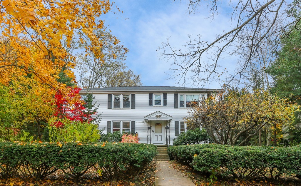 102-104 Thurston Road Newton, MA 02464 - Photo 1 of 9 Gallery Image 1