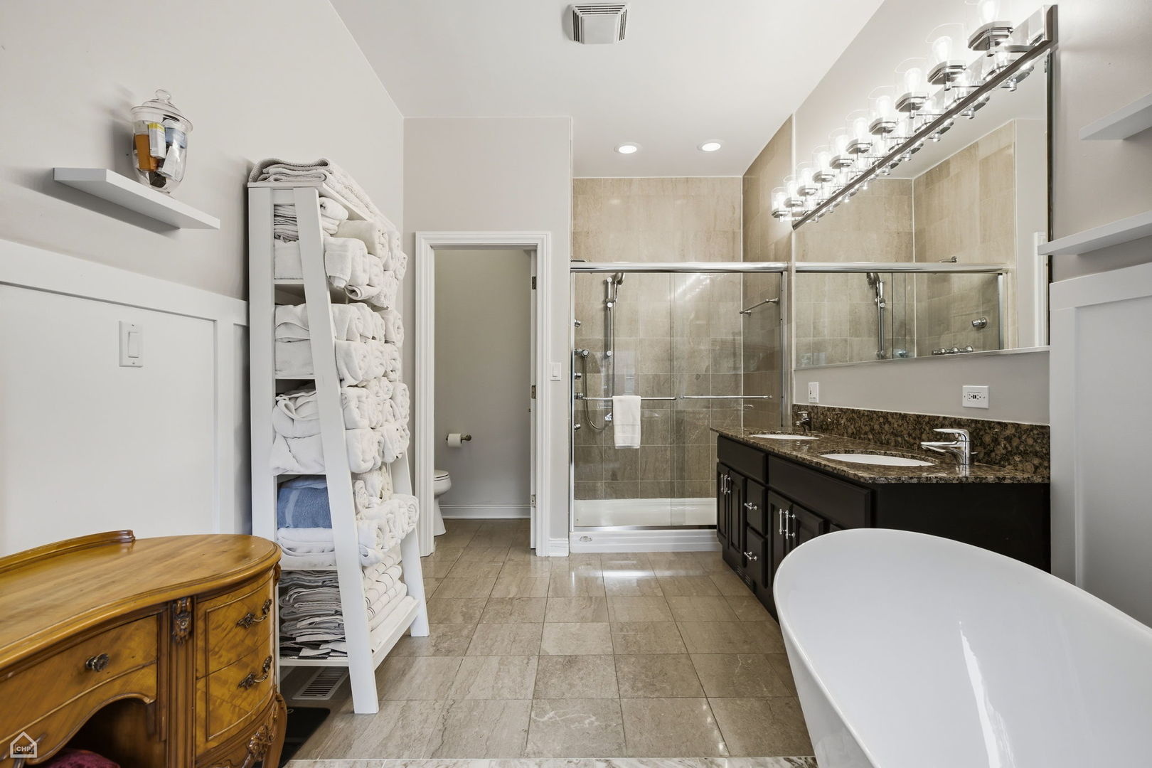 1310 West Roscoe Street Chicago, IL 60657 - Photo 24 of 48