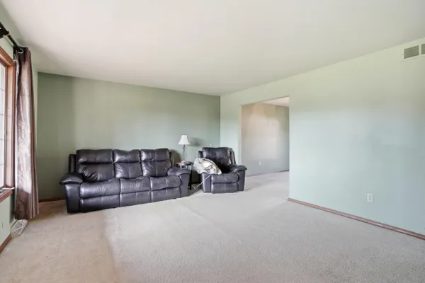 $349,900 | 51 Goldenrod Drive, Valparaiso, IN 46385