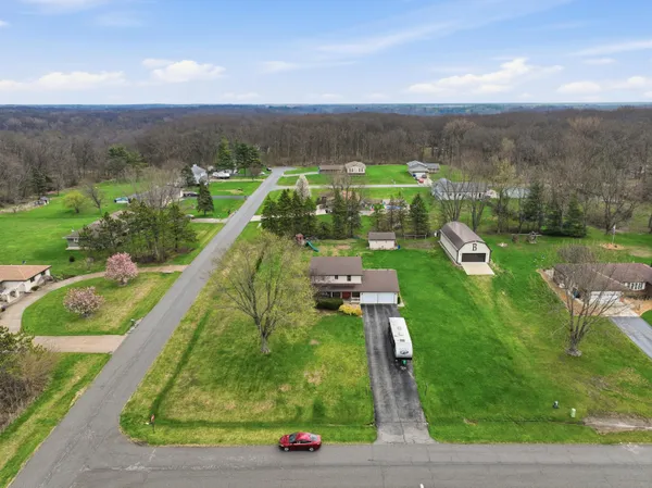 $349,900 | 51 Goldenrod Drive, Valparaiso, IN 46385