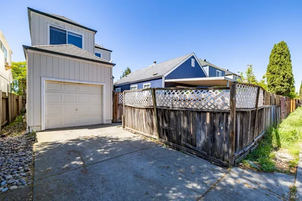 $547,000 | 1440 Tammy Way, Santa Rosa, CA 95401