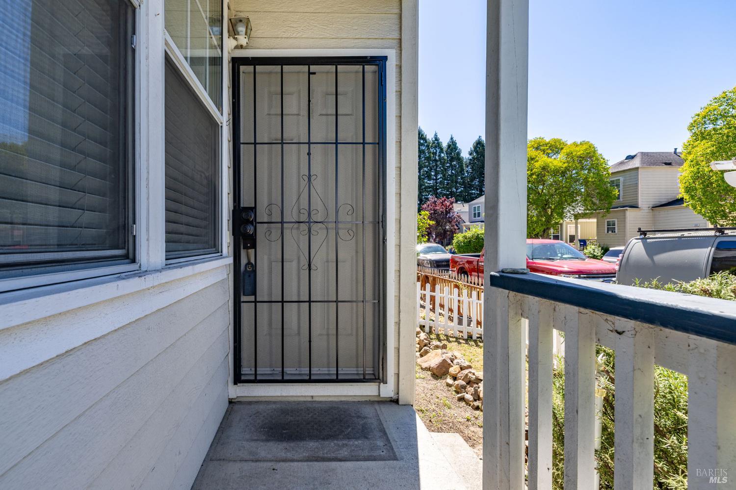 1440 Tammy Way Santa Rosa, CA 95401 - Photo 5 of 40