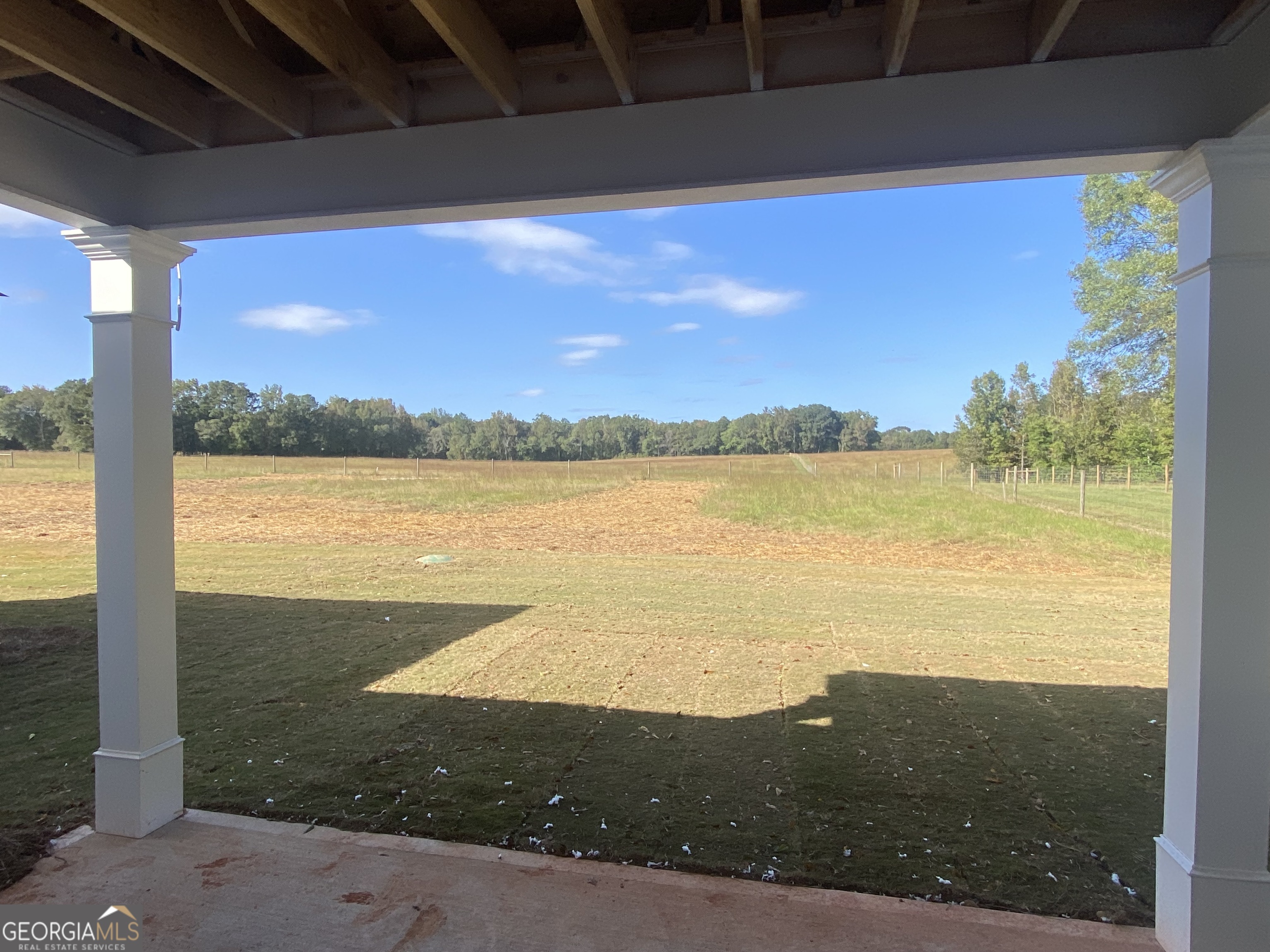 168 Mathews Road Milner, GA 30257 - Photo 5 of 14 a view of an ocean from a balcony