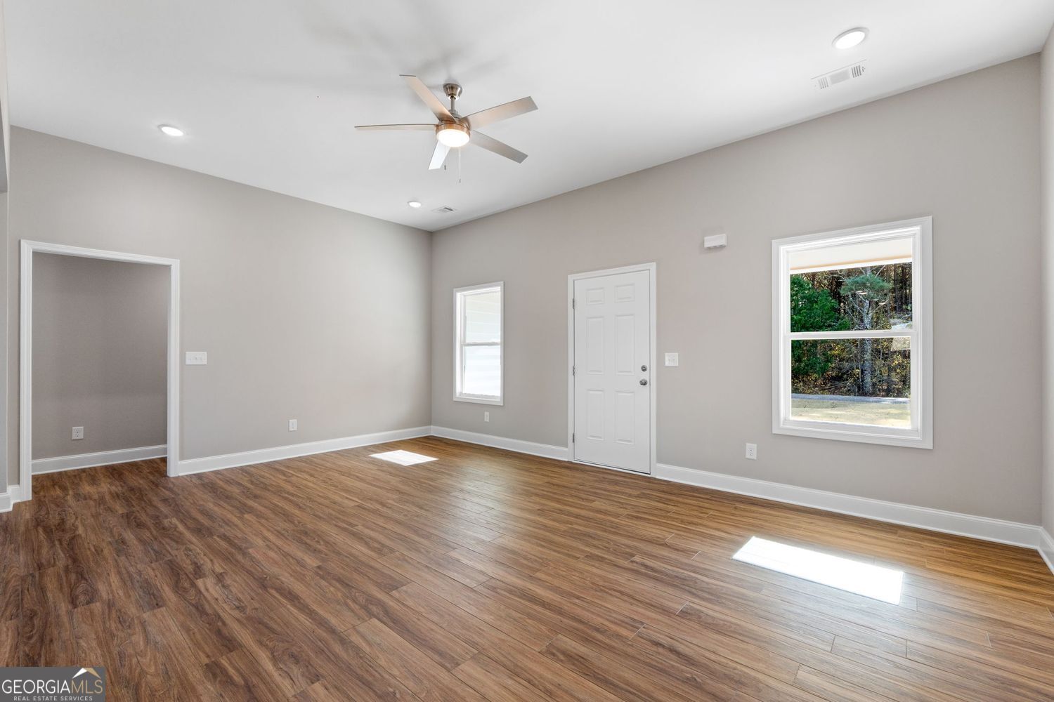 168 Mathews Road Milner, GA 30257 - Photo 6 of 30