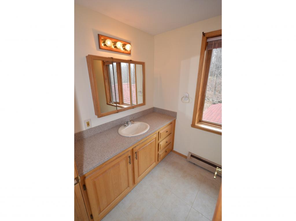 256 Centre Street Sullivan, NH 03445 - Photo 16 of 34