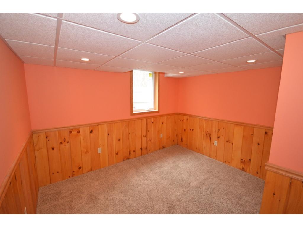256 Centre Street Sullivan, NH 03445 - Photo 25 of 34