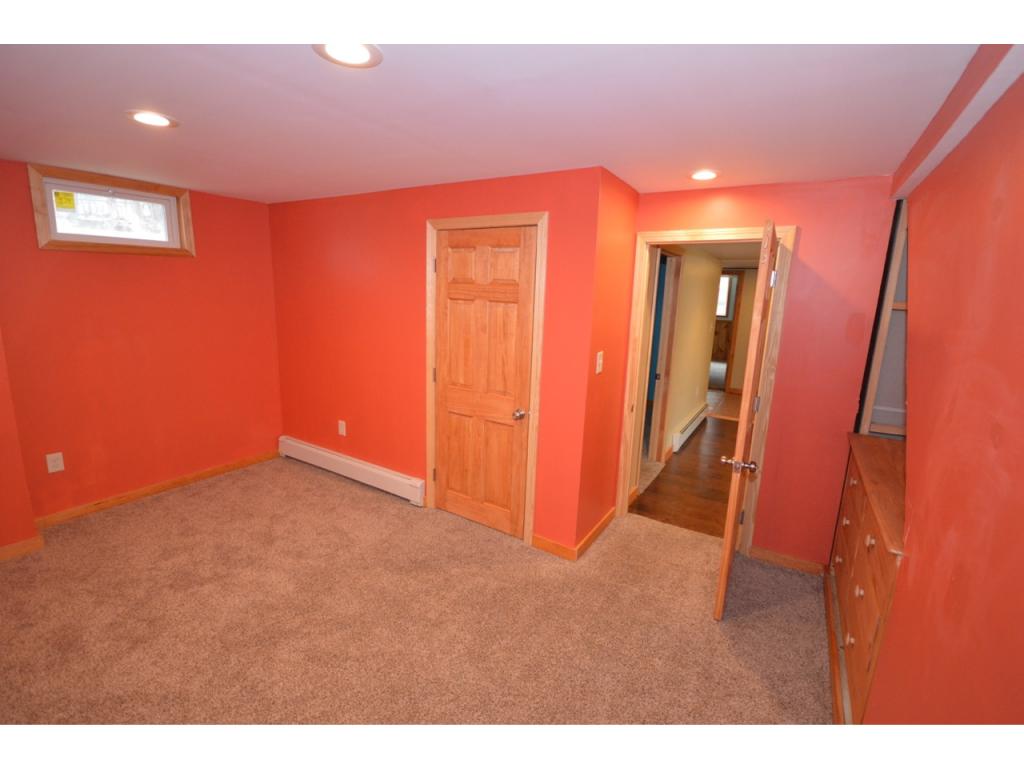 256 Centre Street Sullivan, NH 03445 - Photo 26 of 34