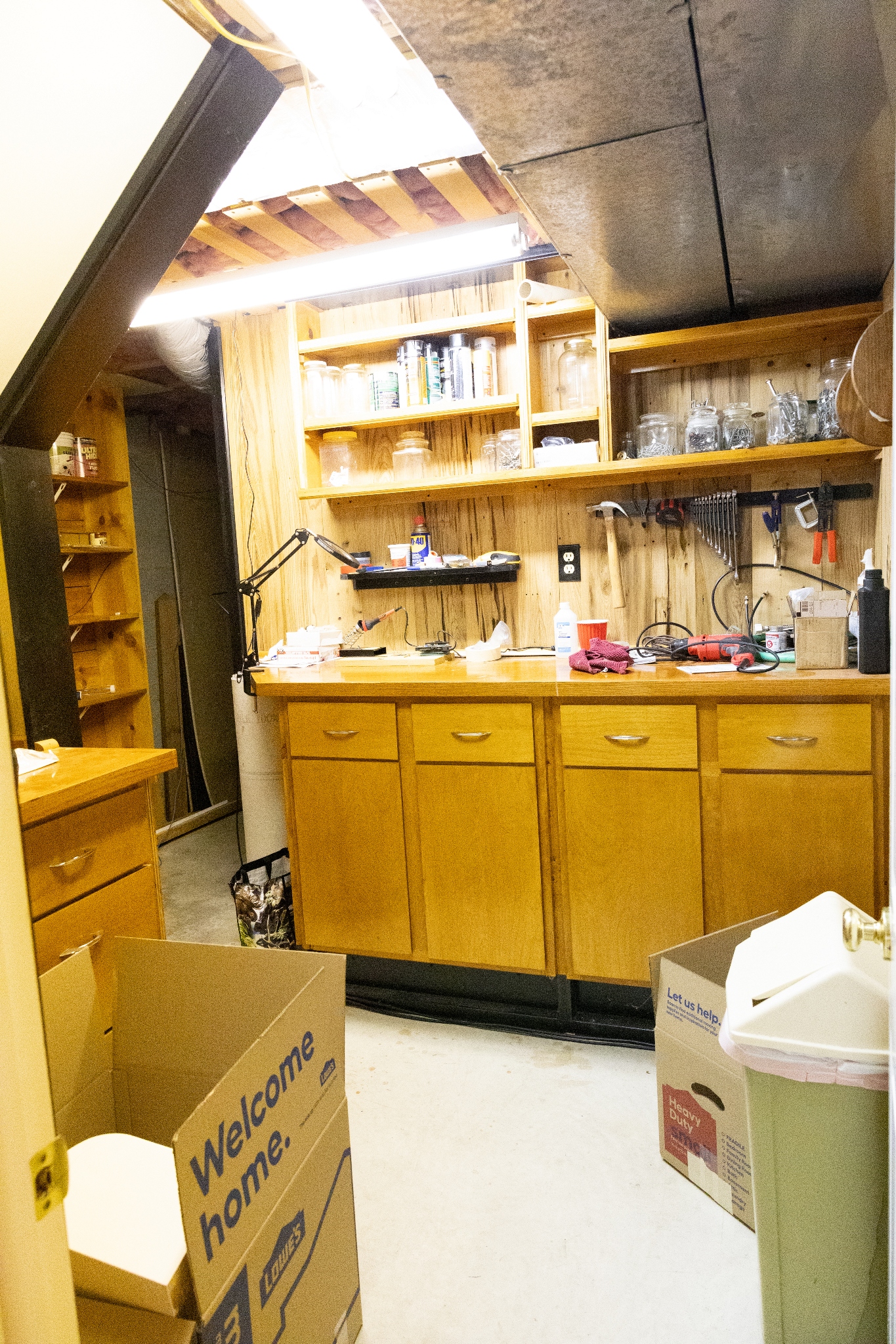 3213 Pinewyn Circle Lancaster, PA 17601 - Photo 25 of 30 Basement shop