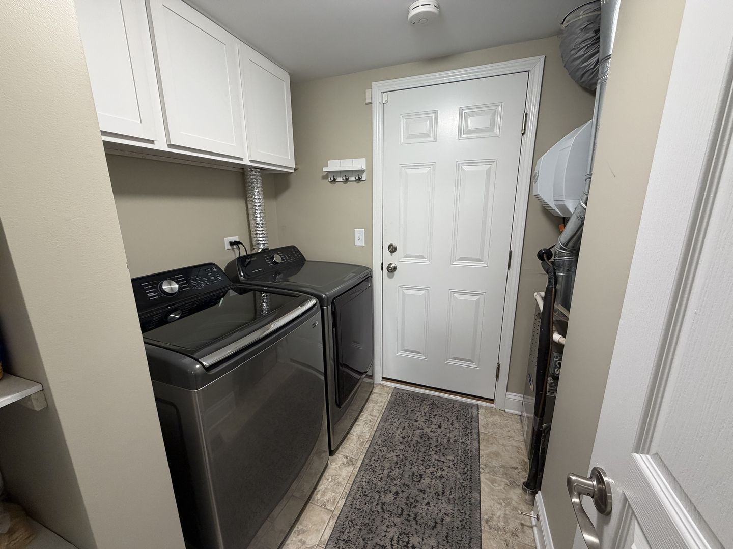 437 Spaulding Road Bartlett, IL 60103 - Photo 3 of 22 Gallery Image 3