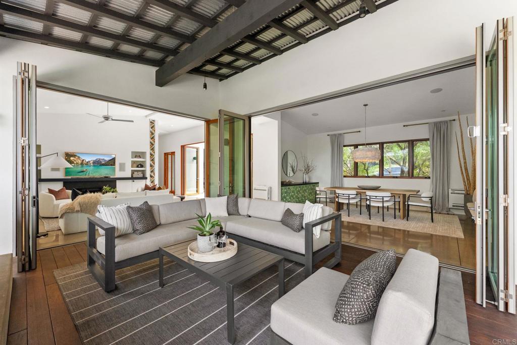 1866 Sheridan Road Encinitas, CA 92024 - Photo 59 of 75 Outdoor living room