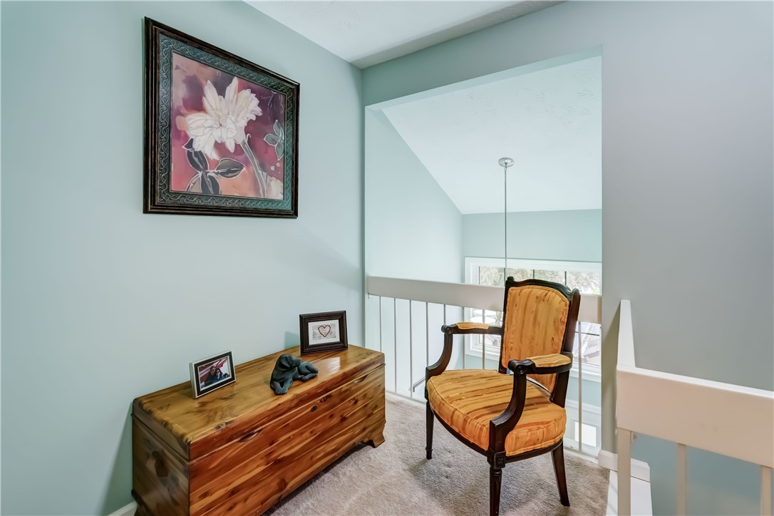 6 Daisy Lane Chili, NY 14514 - Photo 21 of 34 Landing/nook!