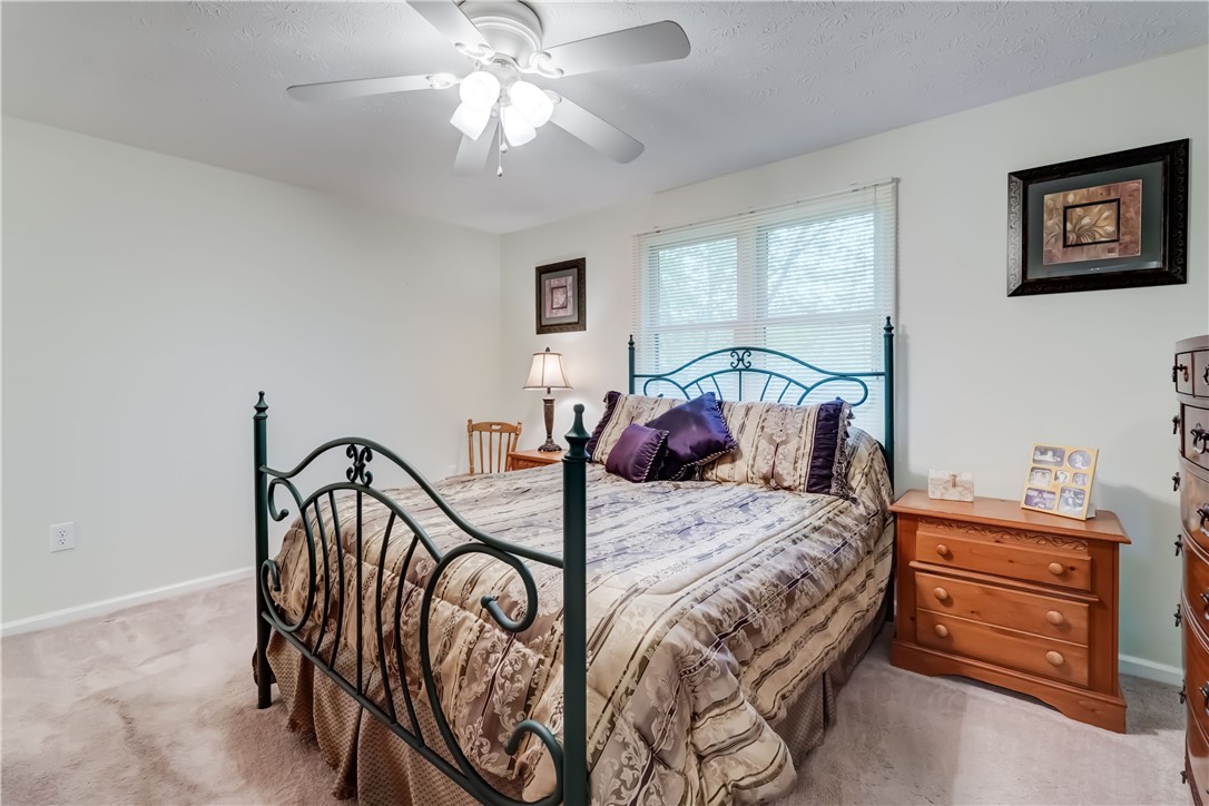 6 Daisy Lane Chili, NY 14514 - Photo 23 of 34 Huge 2nd floor bedtoom!