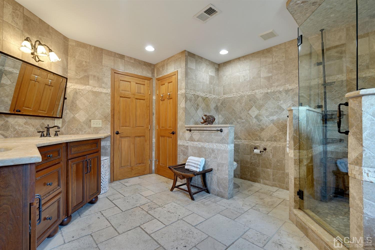 123 Dutch Road East Brunswick, NJ 08816 - Photo 13 of 51 Gallery Image 13