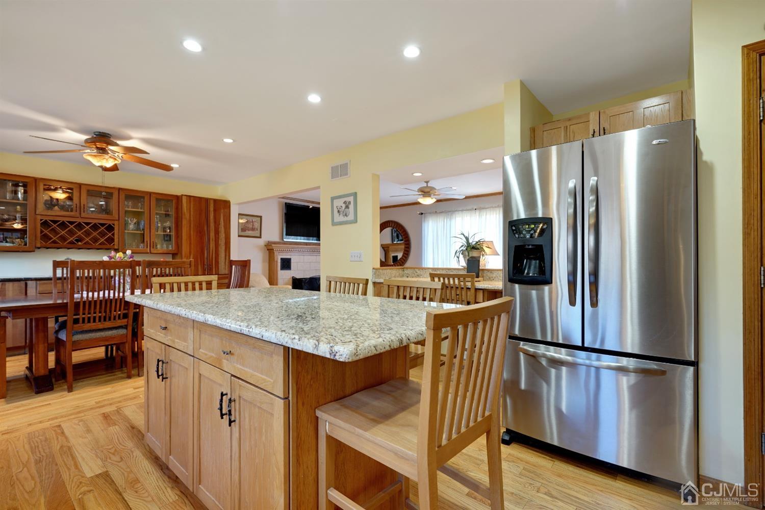 123 Dutch Road East Brunswick, NJ 08816 - Photo 6 of 51 Gallery Image 6